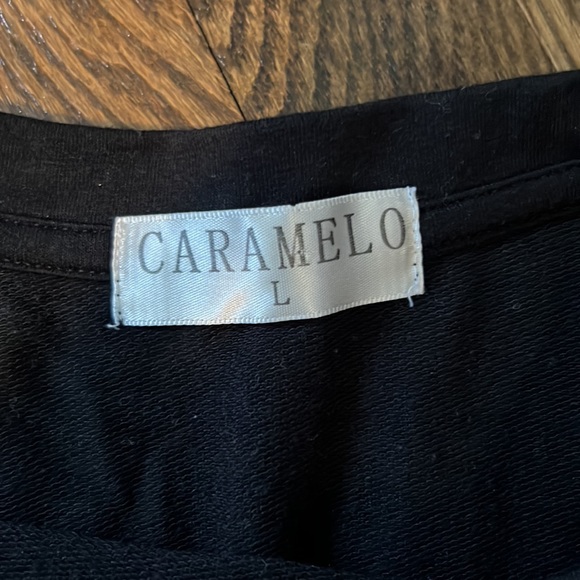 Crew neck - Picture 2 of 2